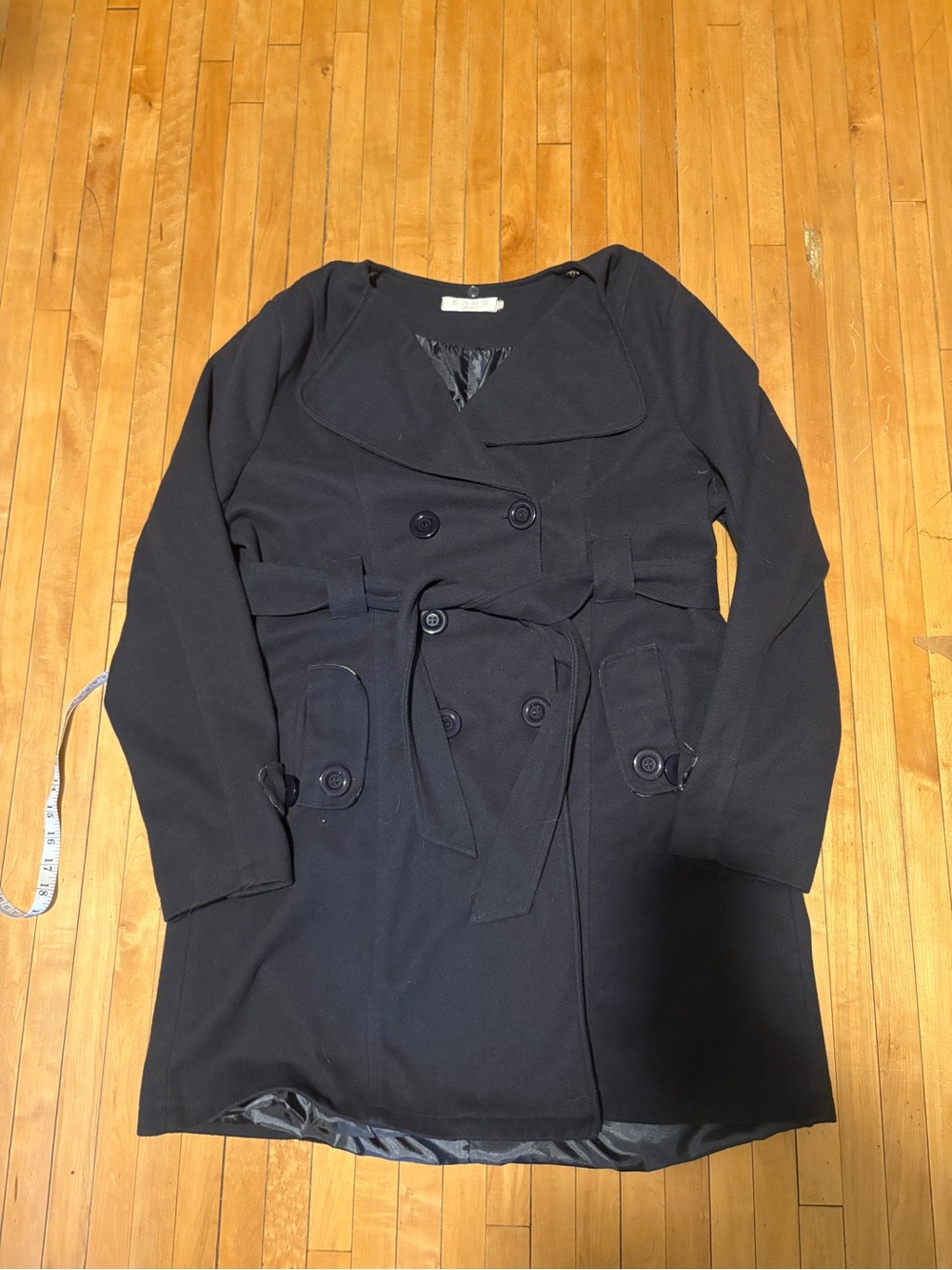Tailored Gray Double-Breasted Trench Coat with Tie Belt
